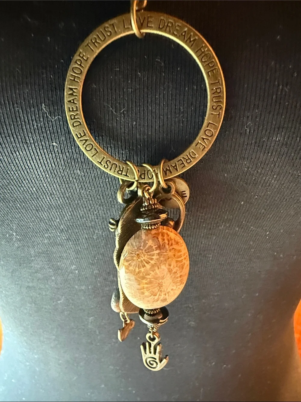 Vintage Brass Feather & Stone Pendant Necklace - Taupe